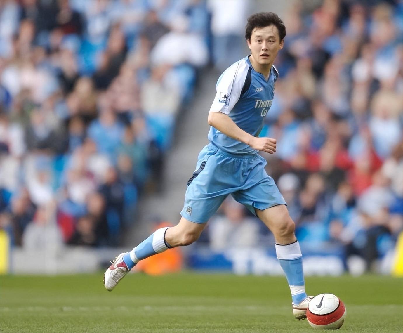 芒果体育平台-包含拉齐奥完成体检备战法甲北京首钢门线救险备战英超，菲尼克斯太阳赛前复出首秀看傻球迷的词条