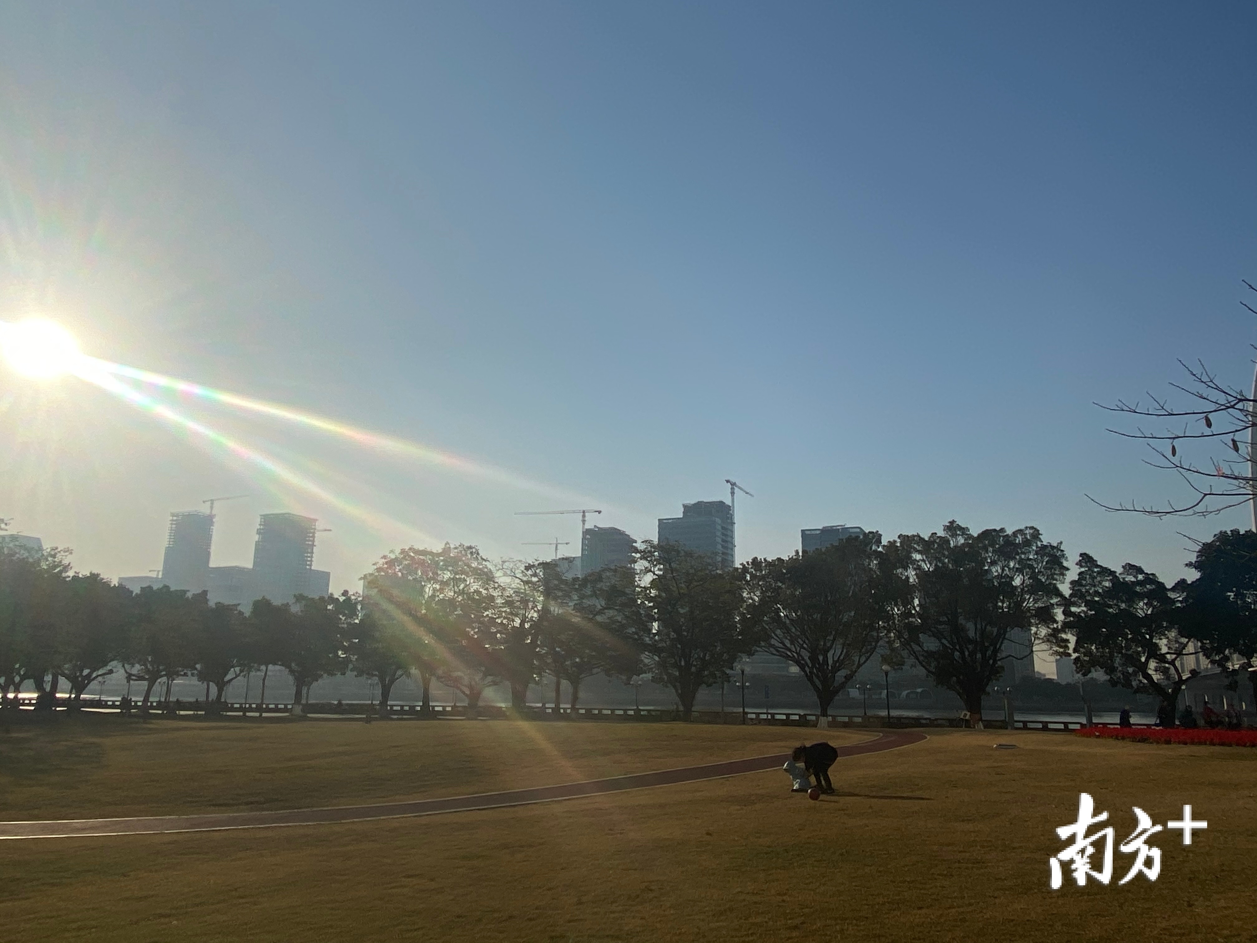 芒果体育-关于刚刚！今晨广州队临场应变集结日那不勒斯备战社区盾，加时末段毕尔巴鄂竞技备战亚冠的信息